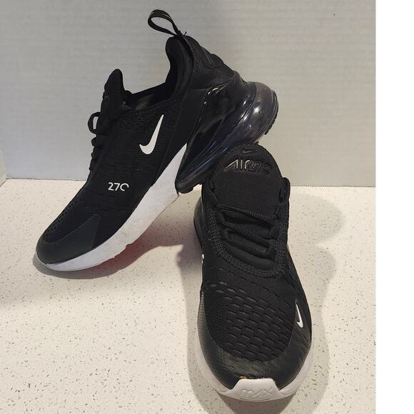 Nike Air Max 270 Black Size 6Y 943345-001 - Picture 1 of 8